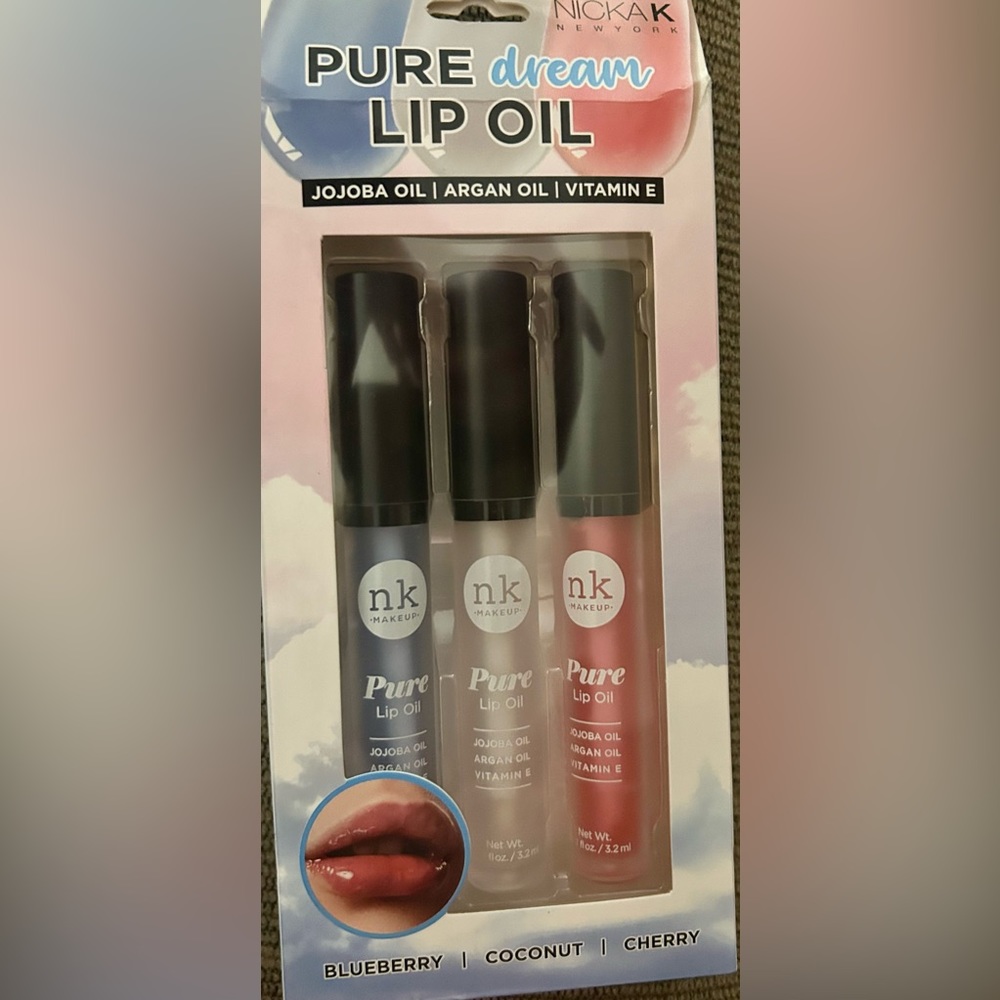 NIB Pure Dream Lip Oil 3 Pack